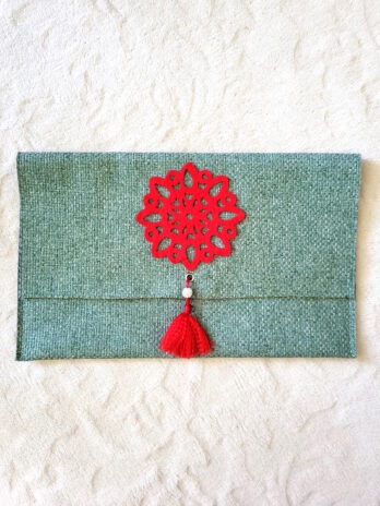 Pochette livre « Darling » en rouge