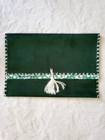 Pochette livre « Irlande » mousse fleurie