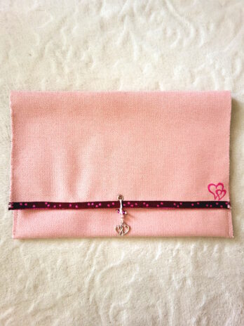 Pochette « Rose » coeurs